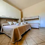 Vacanze Adiacenti In 別荘 オストゥーニ
